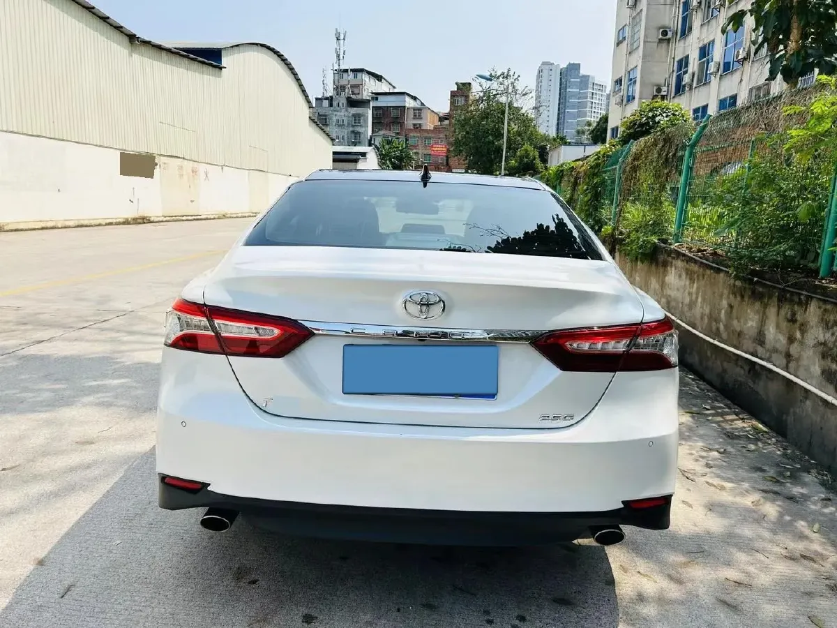 2021 Toyota Camry 2.5L 209HP L4 8AT,autocango,china used car exporter,china ev exporter,chinese used car exporter,chinese used ev exporter