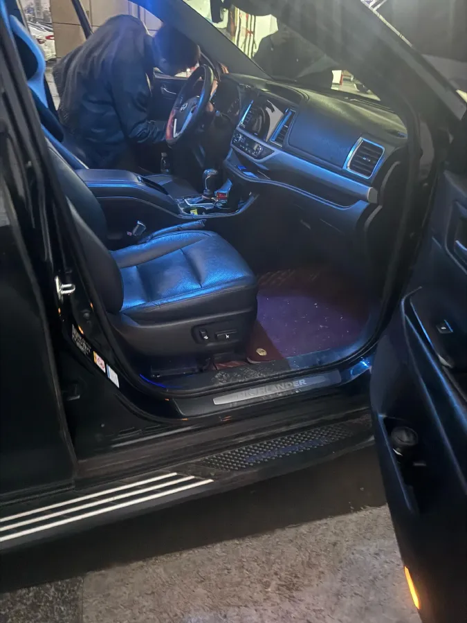 2019 HanTeng V7 1.5T 156HP L4 6AT,autocango,china used car exporter,china ev exporter,chinese used car exporter,chinese used ev exporter