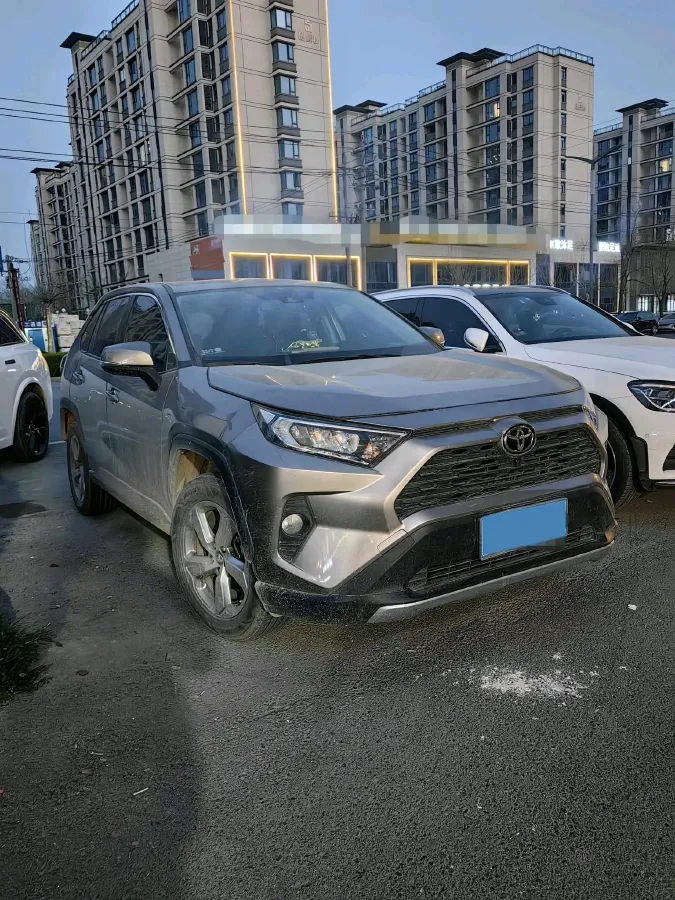 2021 Toyota RAV4 2.0L 171HP L4 CVT,autocango,china used car exporter,china ev exporter,chinese used car exporter,chinese used ev exporter