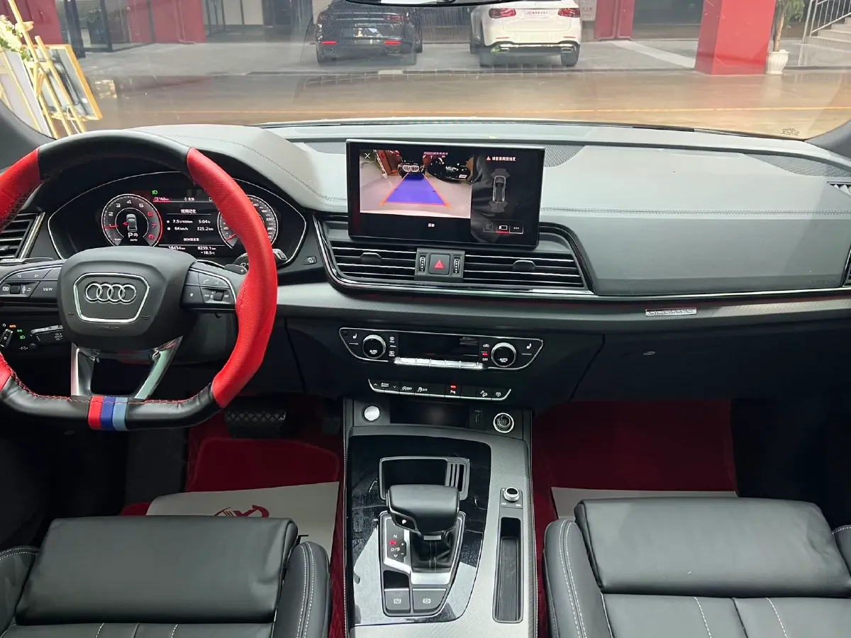 2023 Audi Q5L 2.0T 190HP L4 7DCT,autocango,china used car exporter,china ev exporter,chinese used car exporter,chinese used ev exporter