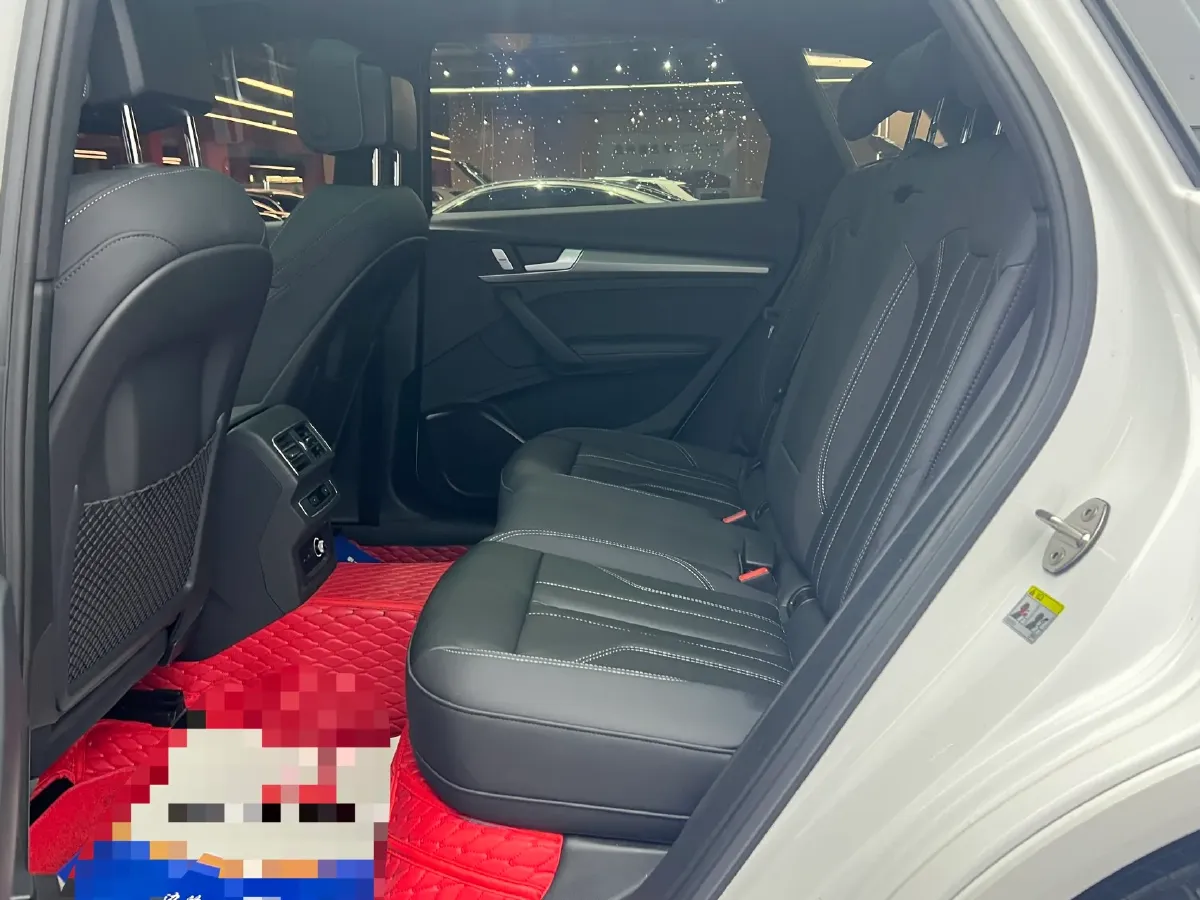 2023 Audi Q5L 2.0T 190HP L4 7DCT,autocango,china used car exporter,china ev exporter,chinese used car exporter,chinese used ev exporter