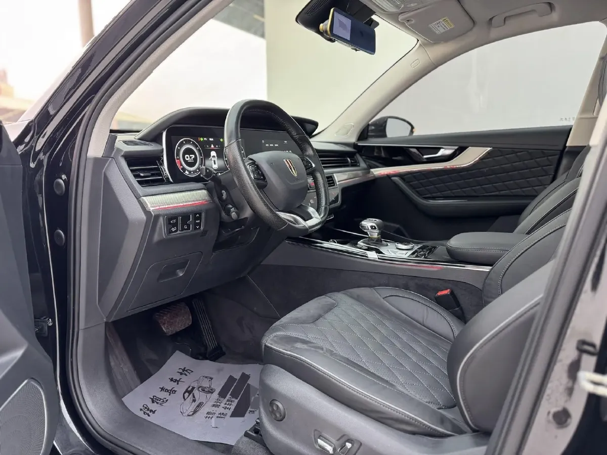 2019 HongQi HS5 2.0T 224HP L4 6AT,autocango,china used car exporter,china ev exporter,chinese used car exporter,chinese used ev exporter