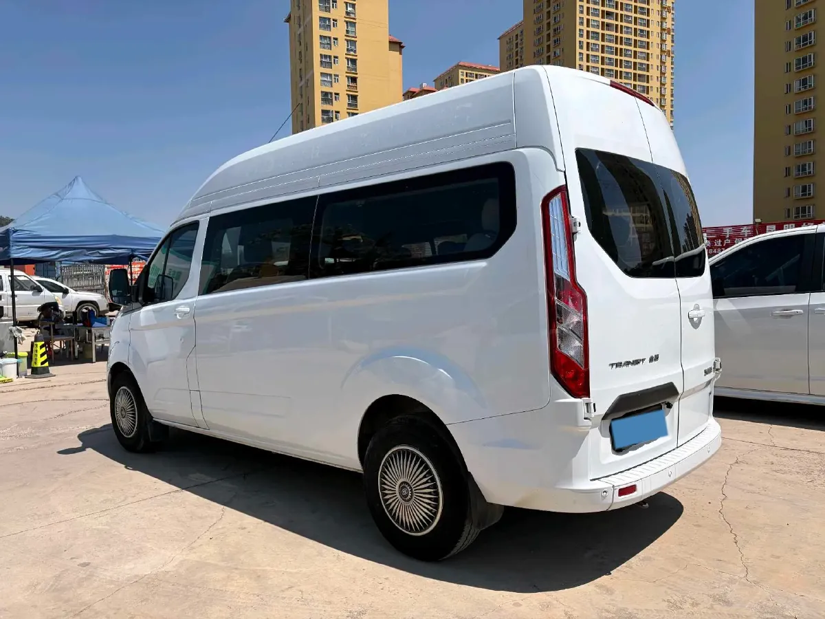 2021 Ford Transit 2.0T 121HP L4 5MT,autocango,china used car exporter,china ev exporter,chinese used car exporter,chinese used ev exporter