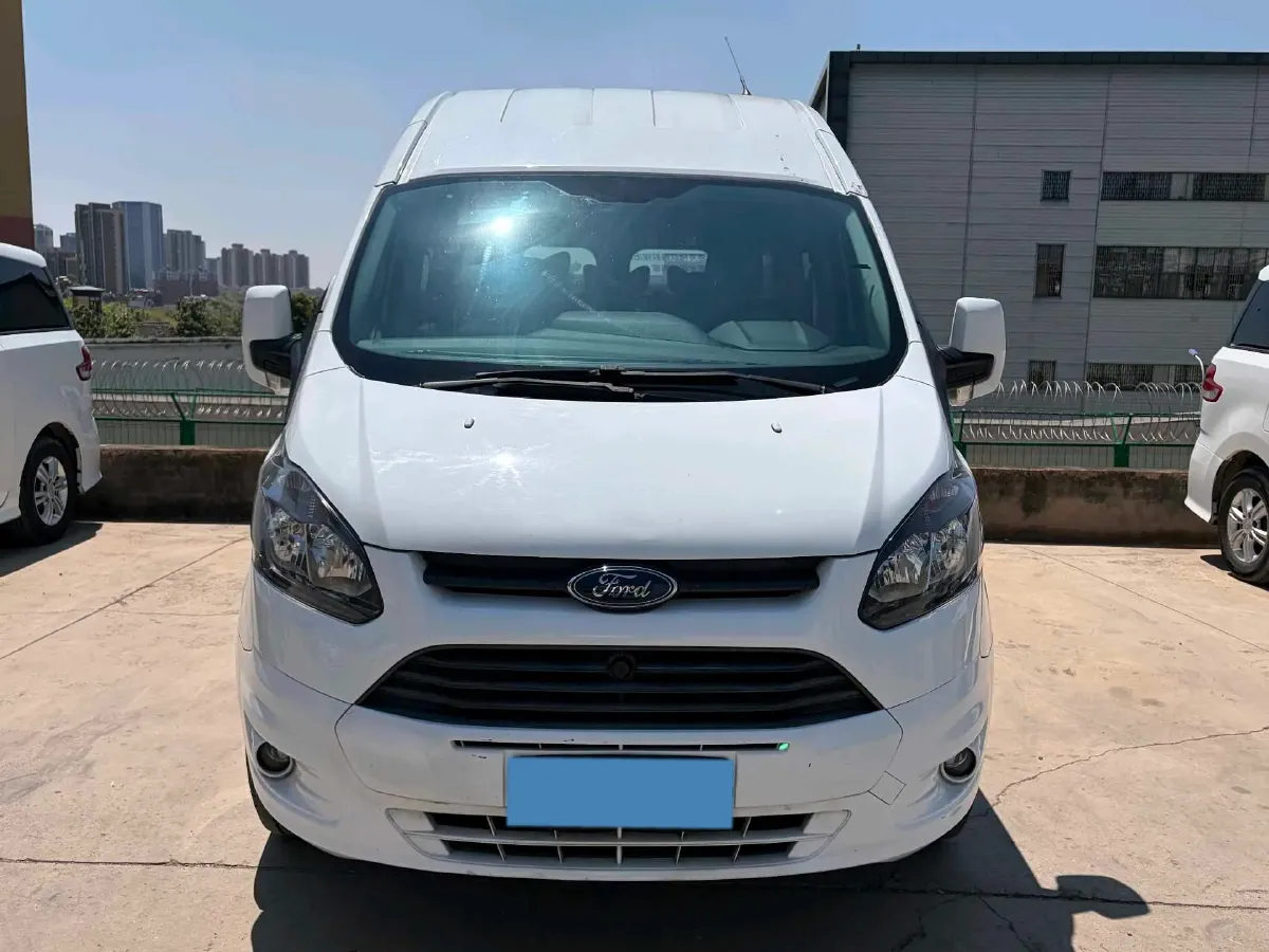 2021 Ford Transit 2.0T 121HP L4 5MT,autocango,china used car exporter,china ev exporter,chinese used car exporter,chinese used ev exporter