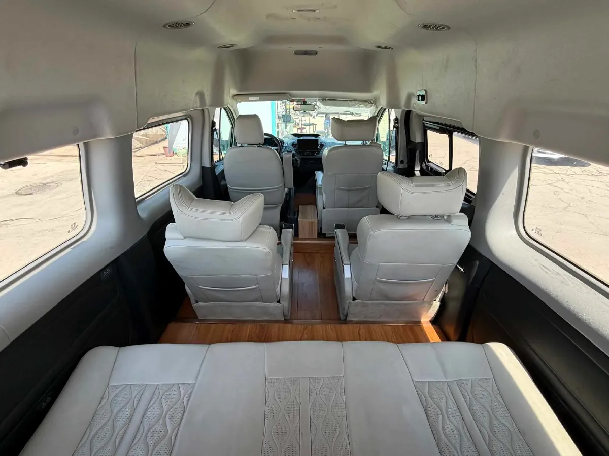 2021 Ford Transit 2.0T 121HP L4 5MT,autocango,china used car exporter,china ev exporter,chinese used car exporter,chinese used ev exporter