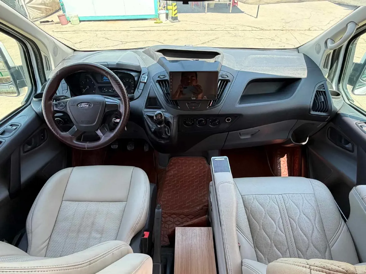 2021 Ford Transit 2.0T 121HP L4 5MT,autocango,china used car exporter,china ev exporter,chinese used car exporter,chinese used ev exporter