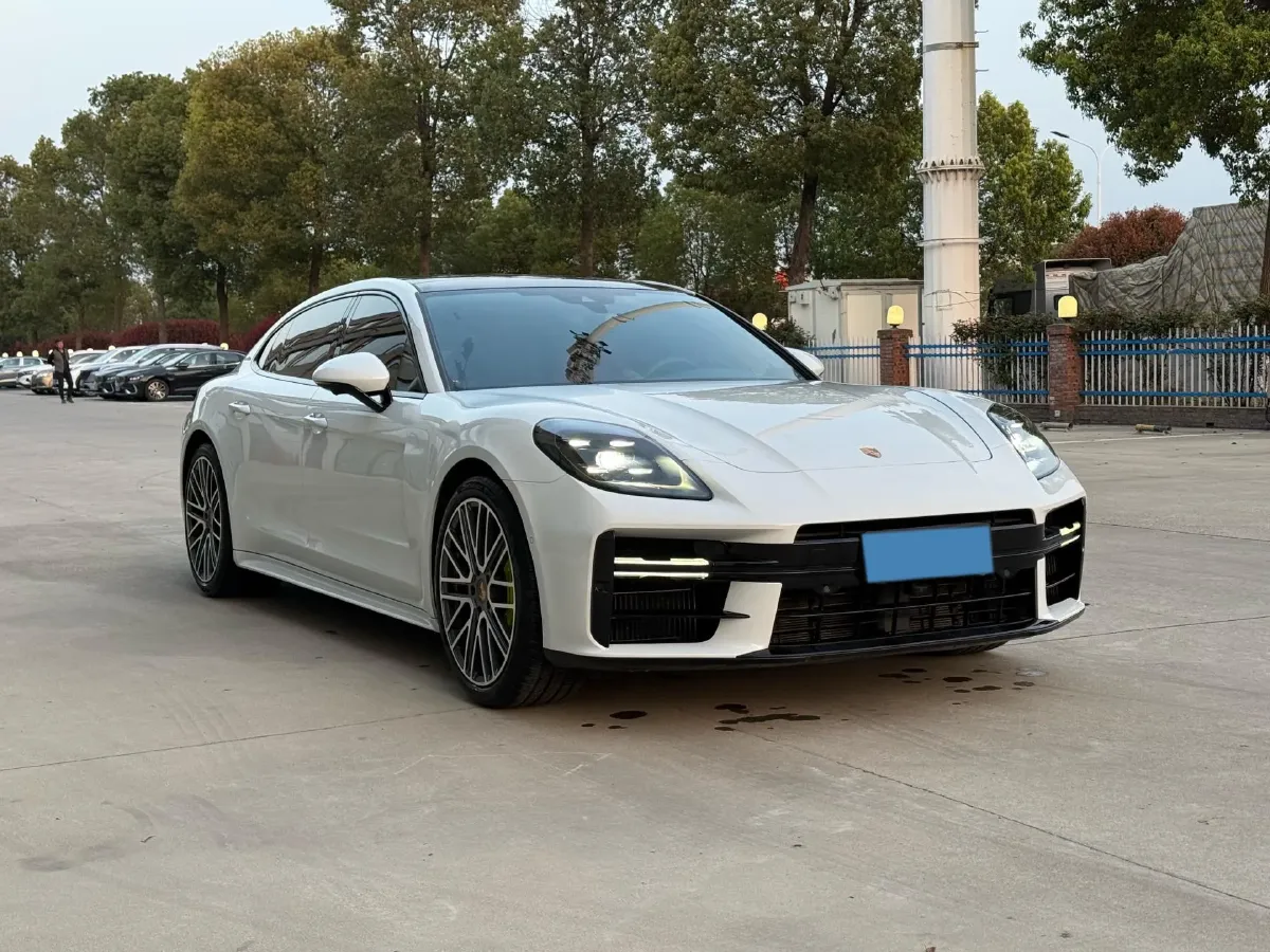 2024 Porsche Panamera 2.9T 353HP V6 8DCT,autocango,china used car exporter,china ev exporter,chinese used car exporter,chinese used ev exporter