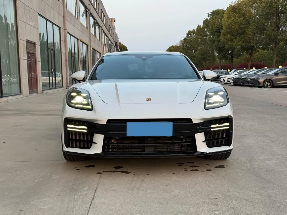 2024 Porsche Panamera 2.9T 353HP V6 8DCT,autocango,china used car exporter,china ev exporter,chinese used car exporter,chinese used ev exporter
