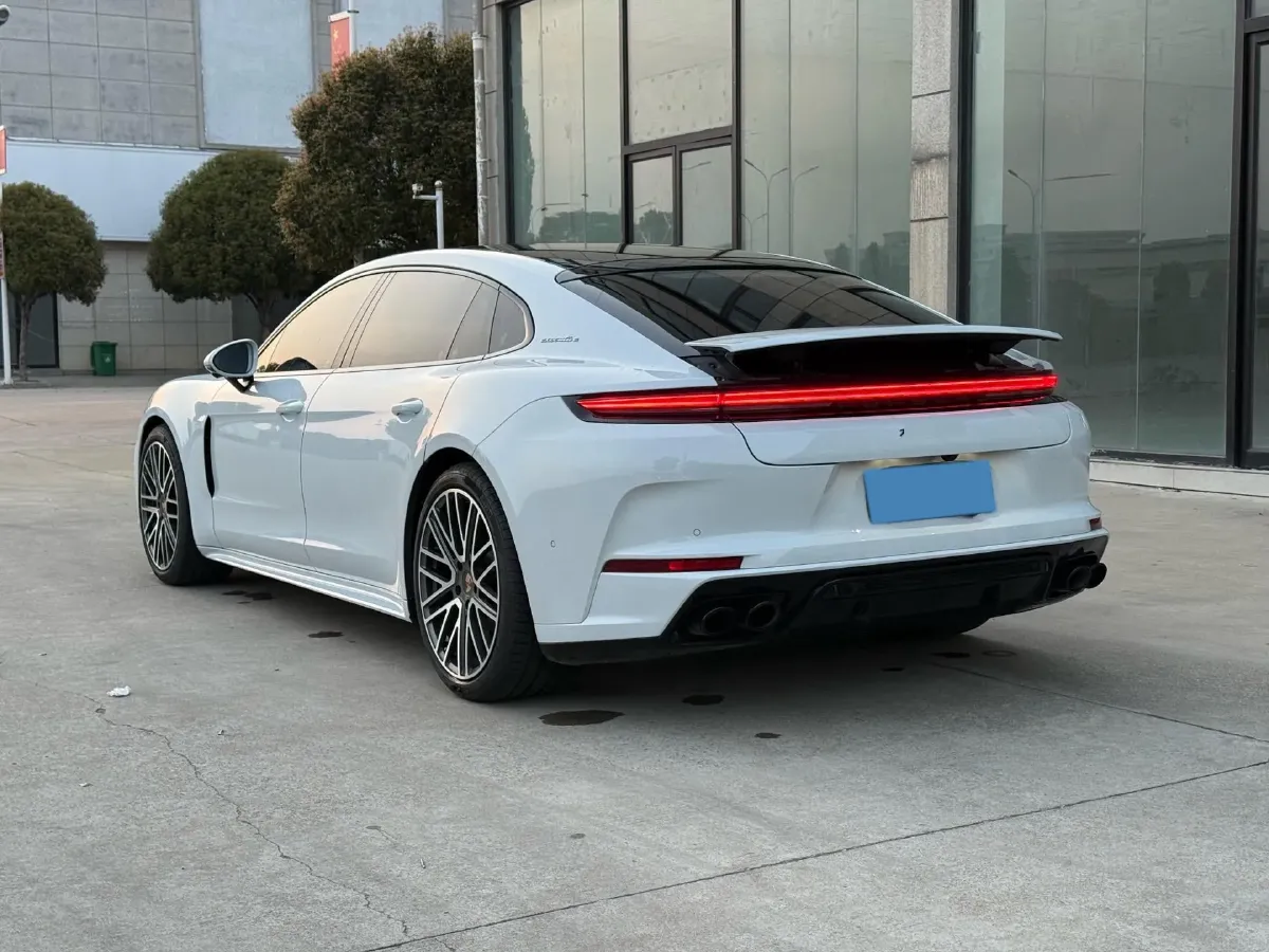 2024 Porsche Panamera 2.9T 353HP V6 8DCT,autocango,china used car exporter,china ev exporter,chinese used car exporter,chinese used ev exporter