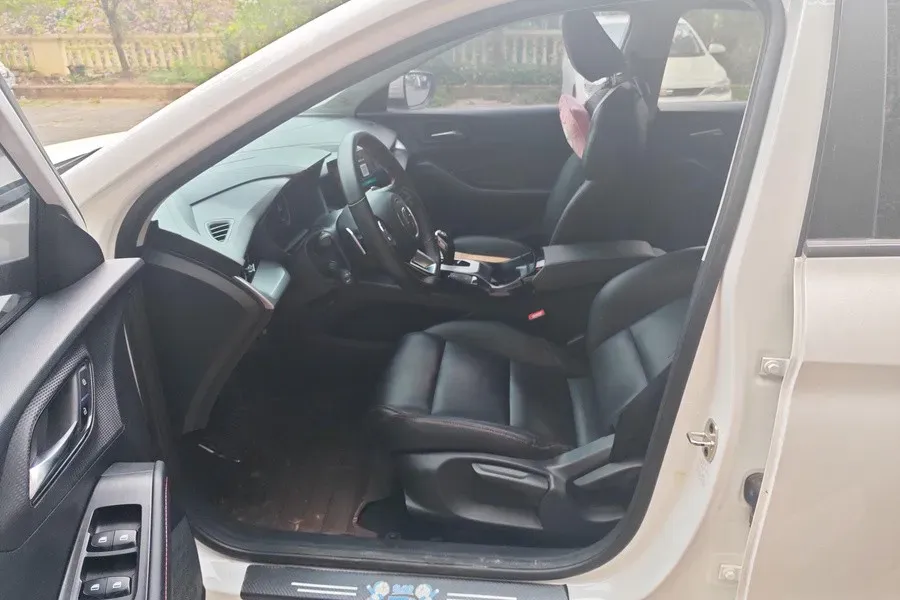 2021 MG 5 1.5T 173HP L4 7DCT,autocango,china used car exporter,china ev exporter,chinese used car exporter,chinese used ev exporter