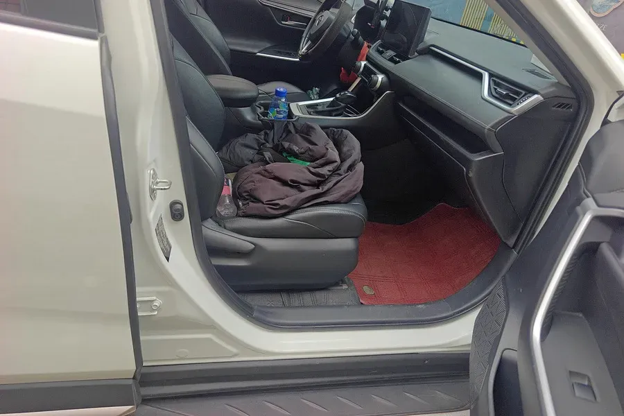 2021 Toyota Wildlander 2.0L 171HP L4 CVT,autocango,china used car exporter,china ev exporter,chinese used car exporter,chinese used ev exporter