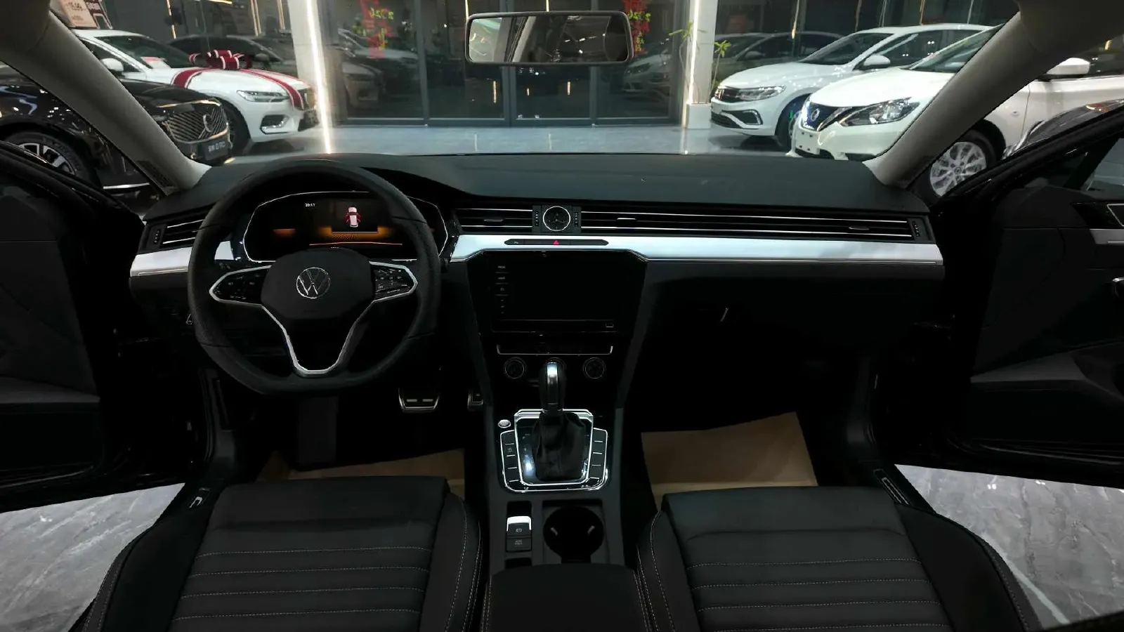 2024 Volkswagen Magotan 1.4T 150HP L4 7DCT,autocango,china used car exporter,china ev exporter,chinese used car exporter,chinese used ev exporter