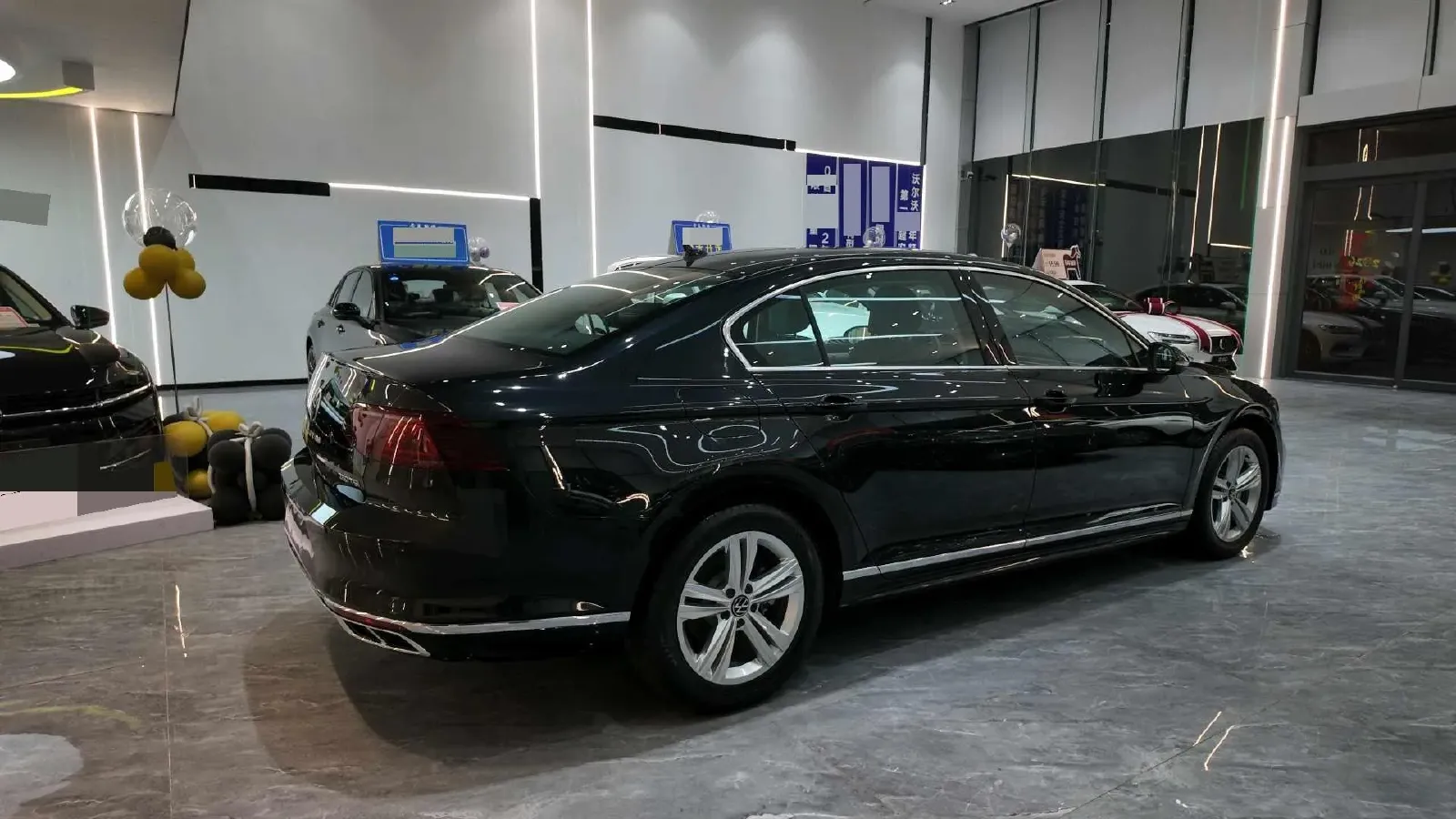 2024 Volkswagen Magotan 1.4T 150HP L4 7DCT,autocango,china used car exporter,china ev exporter,chinese used car exporter,chinese used ev exporter