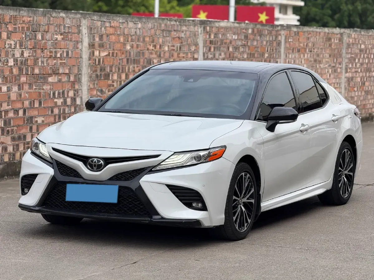 2019 Toyota Camry 2.0L 178HP L4 CVT,autocango,china used car exporter,china ev exporter,chinese used car exporter,chinese used ev exporter