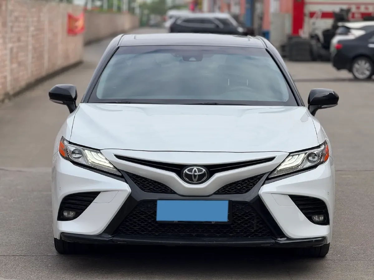 2019 Toyota Camry 2.0L 178HP L4 CVT,autocango,china used car exporter,china ev exporter,chinese used car exporter,chinese used ev exporter