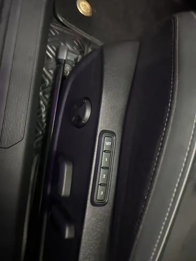 2023 Volkswagen Golf 1.4T 150HP L4 7DCT,autocango,china used car exporter,china ev exporter,chinese used car exporter,chinese used ev exporter