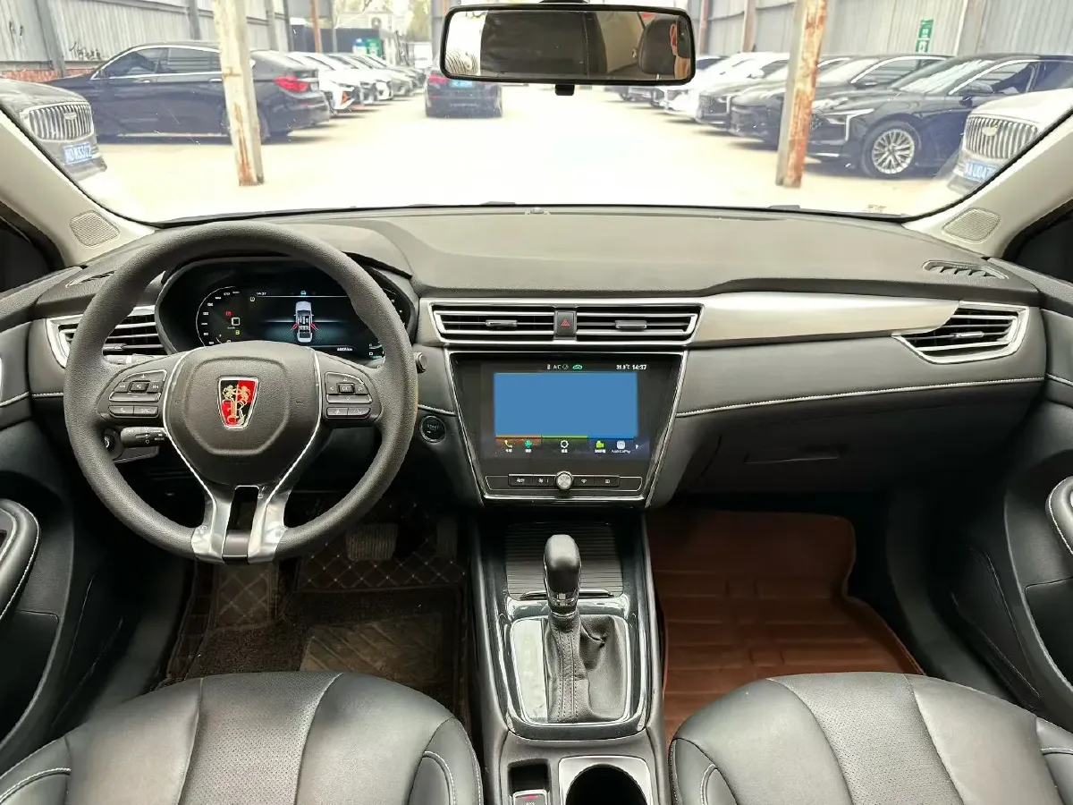 2020 Roewe i5 1.5L 120HP L4 CVT,autocango,china used car exporter,china ev exporter,chinese used car exporter,chinese used ev exporter