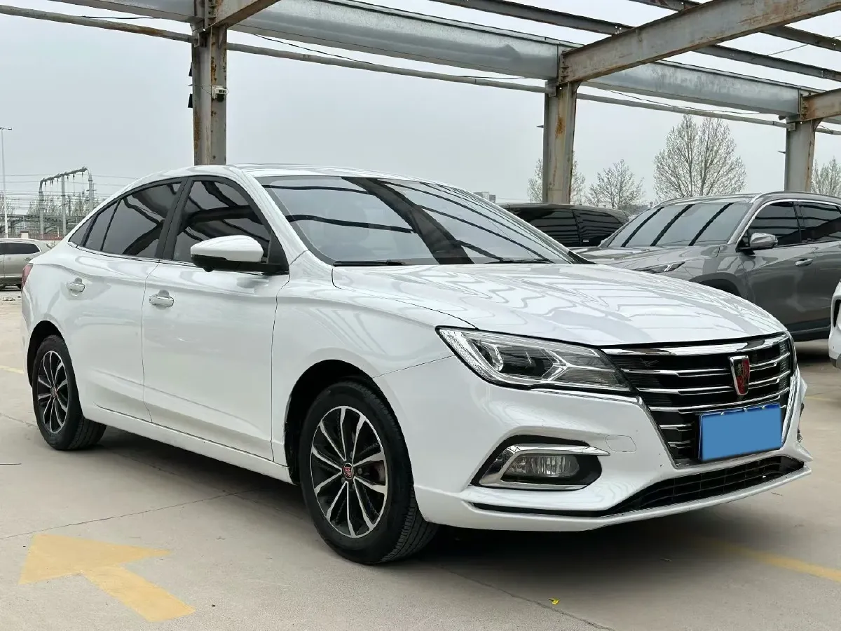 2020 Roewe i5 1.5L 120HP L4 CVT,autocango,china used car exporter,china ev exporter,chinese used car exporter,chinese used ev exporter