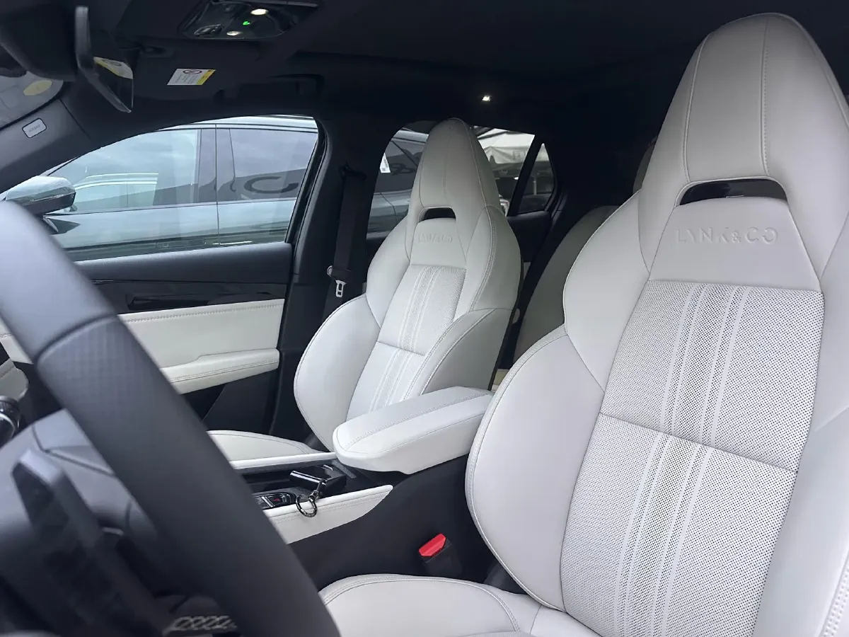 2026 LYNK&CO 03 1.5T 181HP L4 7DCT,autocango,china used car exporter,china ev exporter,chinese used car exporter,chinese used ev exporter