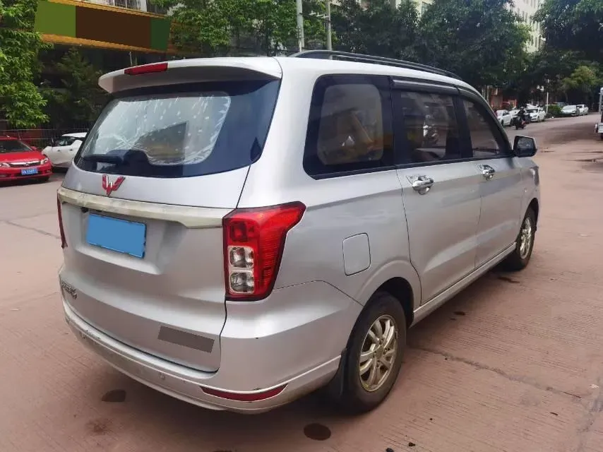 2019 WuLing HongGuang 1.5L 99HP L4 6MT,autocango,china used car exporter,china ev exporter,chinese used car exporter,chinese used ev exporter