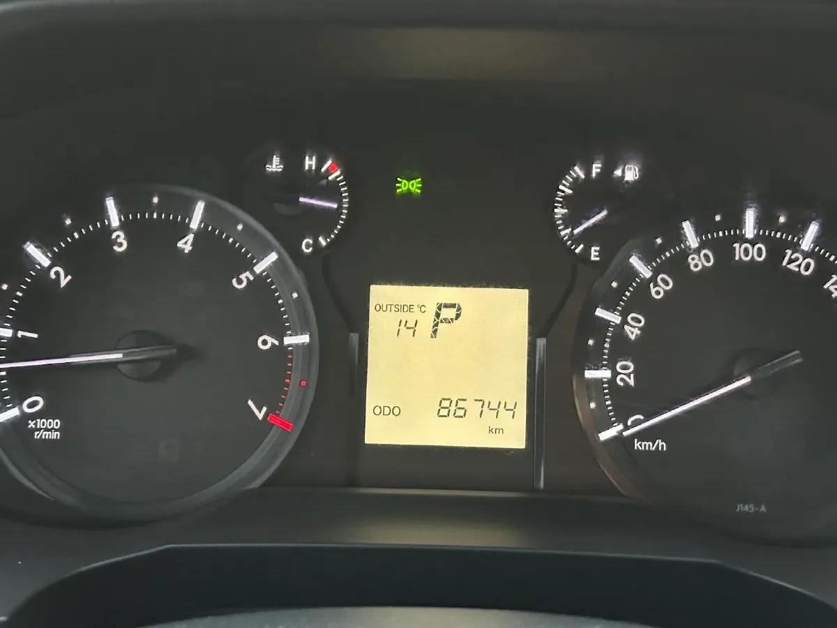 2018 Land Rover Discovery Sport 2.0T 241HP L4 9AT,autocango,china used car exporter,china ev exporter,chinese used car exporter,chinese used ev exporter