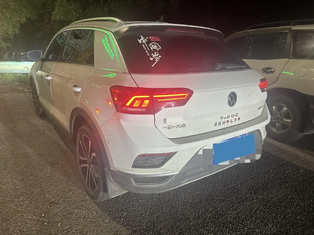 2021 Volkswagen T-Roc 1.4T 150HP L4 7DCT,autocango,china used car exporter,china ev exporter,chinese used car exporter,chinese used ev exporter