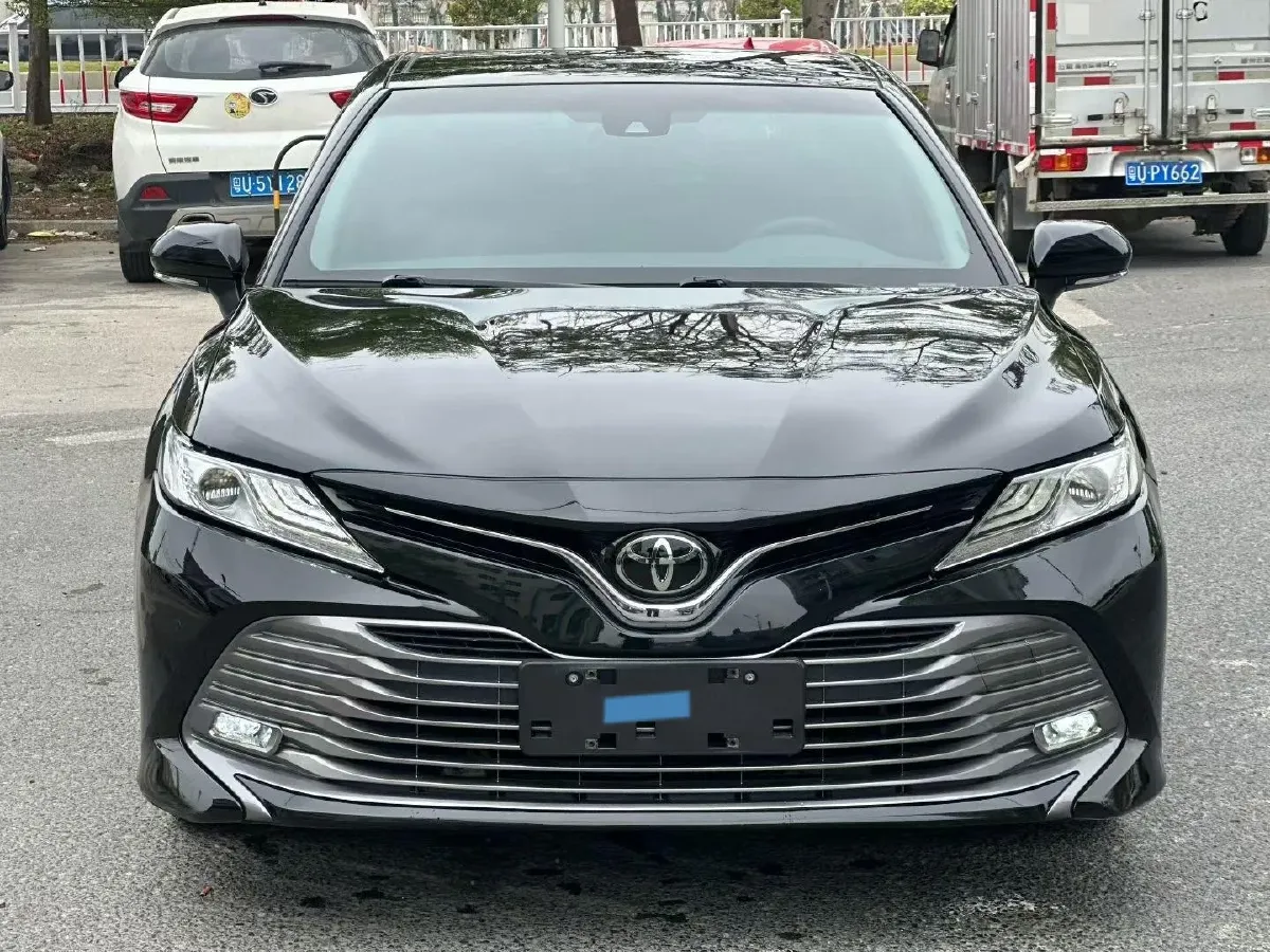 2019 Toyota Camry 2.5L 209HP L4 8AT,autocango,china used car exporter,china ev exporter,chinese used car exporter,chinese used ev exporter
