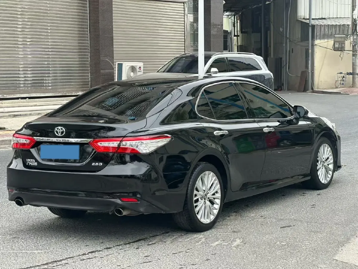2019 Toyota Camry 2.5L 209HP L4 8AT,autocango,china used car exporter,china ev exporter,chinese used car exporter,chinese used ev exporter
