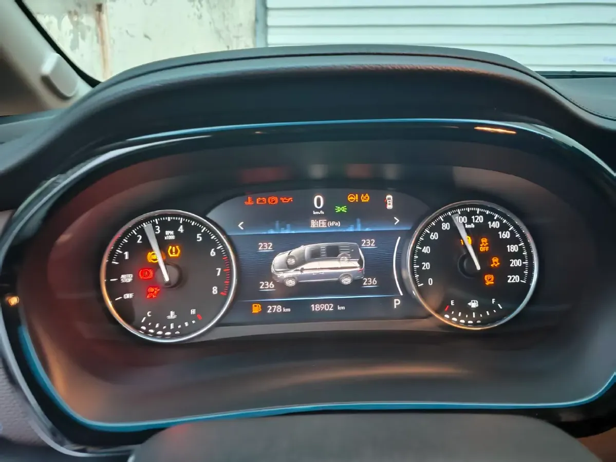 2022 Buick GL8 2.0T 237HP L4 9AT,autocango,china used car exporter,china ev exporter,chinese used car exporter,chinese used ev exporter