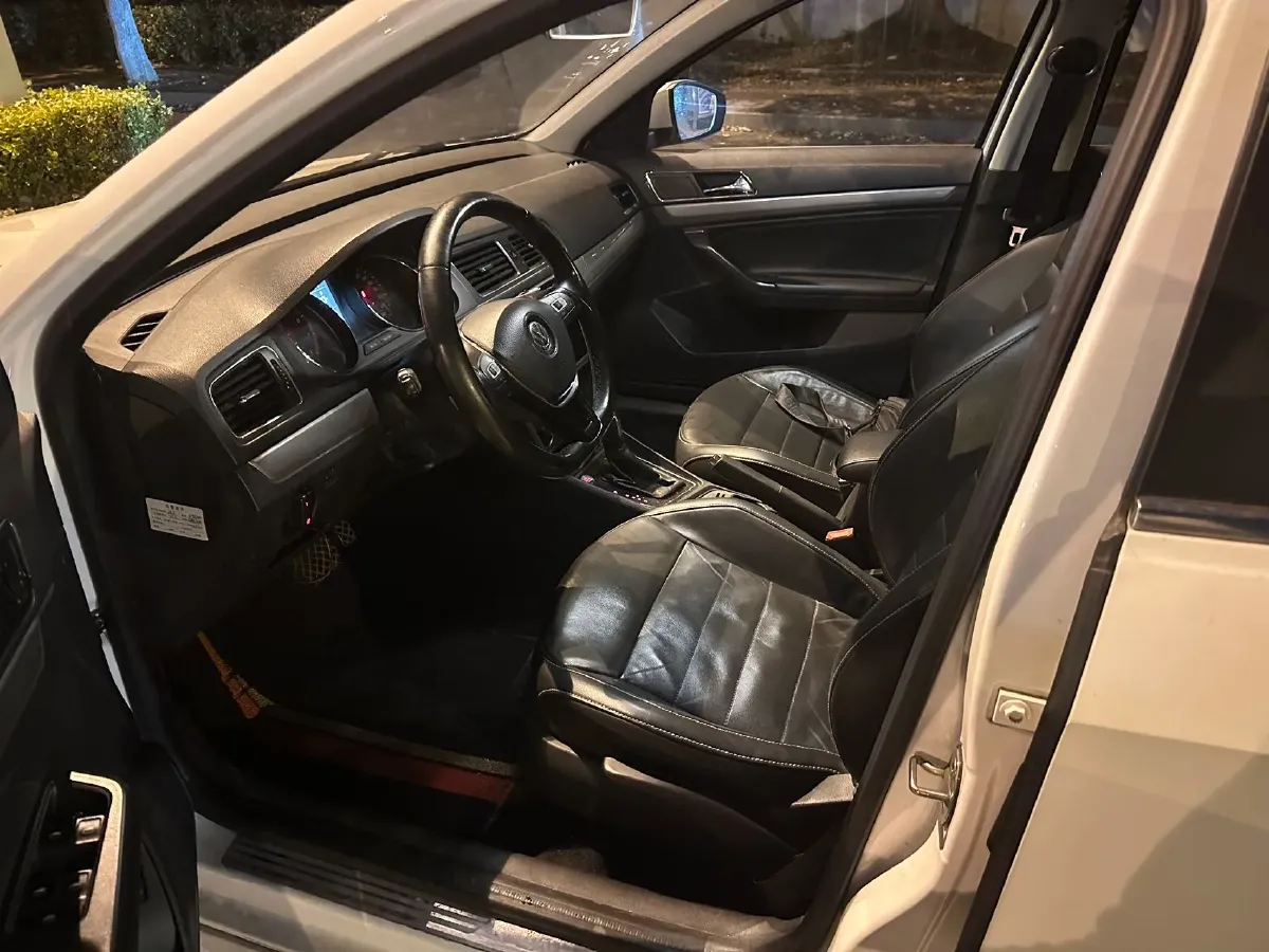 2019 Volkswagen Lavida 1.2T 116HP L4 7DCT,autocango,china used car exporter,china ev exporter,chinese used car exporter,chinese used ev exporter