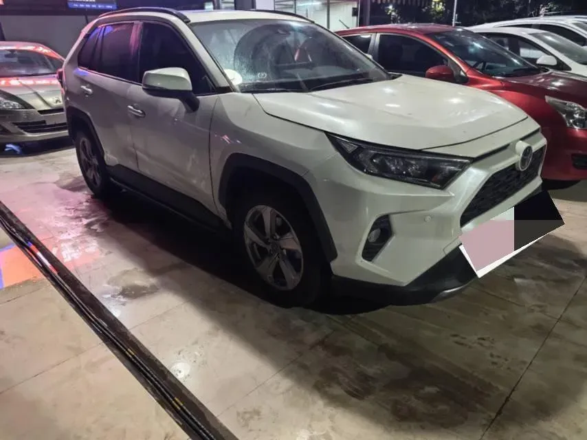 2020 Toyota RAV4 2.0L 171HP L4 CVT,autocango,china used car exporter,china ev exporter,chinese used car exporter,chinese used ev exporter