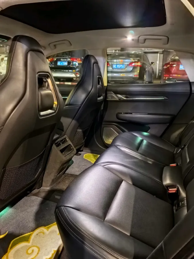 2021 Zeekr 001 BEV 100KWH,autocango,china used car exporter,china ev exporter,chinese used car exporter,chinese used ev exporter