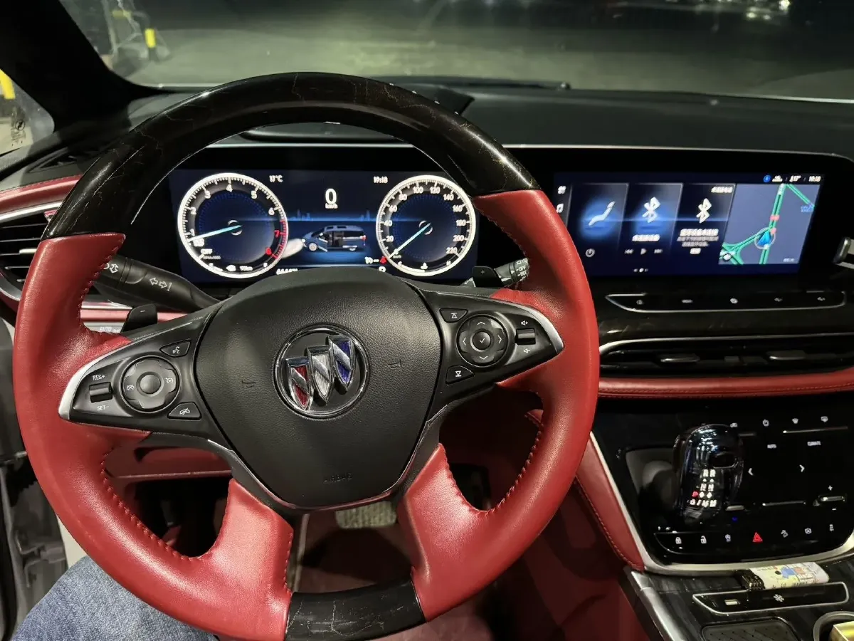 2022 Buick GL8 2.0T 237HP L4 9AT,autocango,china used car exporter,china ev exporter,chinese used car exporter,chinese used ev exporter