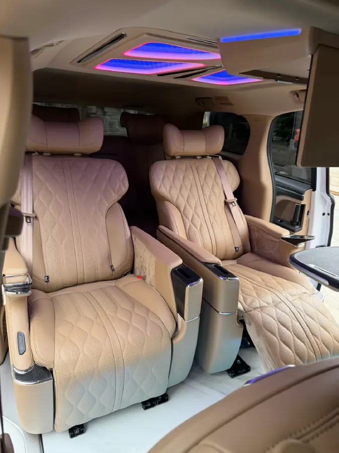 2020 Buick GL8 2.0T 237HP L4 9AT,autocango,china used car exporter,china ev exporter,chinese used car exporter,chinese used ev exporter