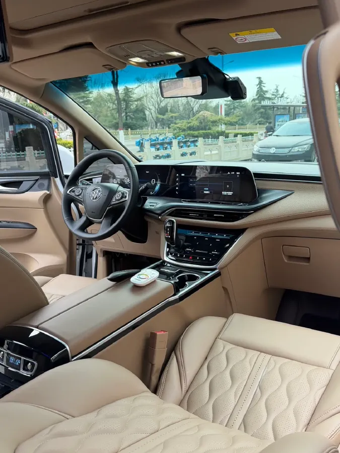 2020 Buick GL8 2.0T 237HP L4 9AT,autocango,china used car exporter,china ev exporter,chinese used car exporter,chinese used ev exporter