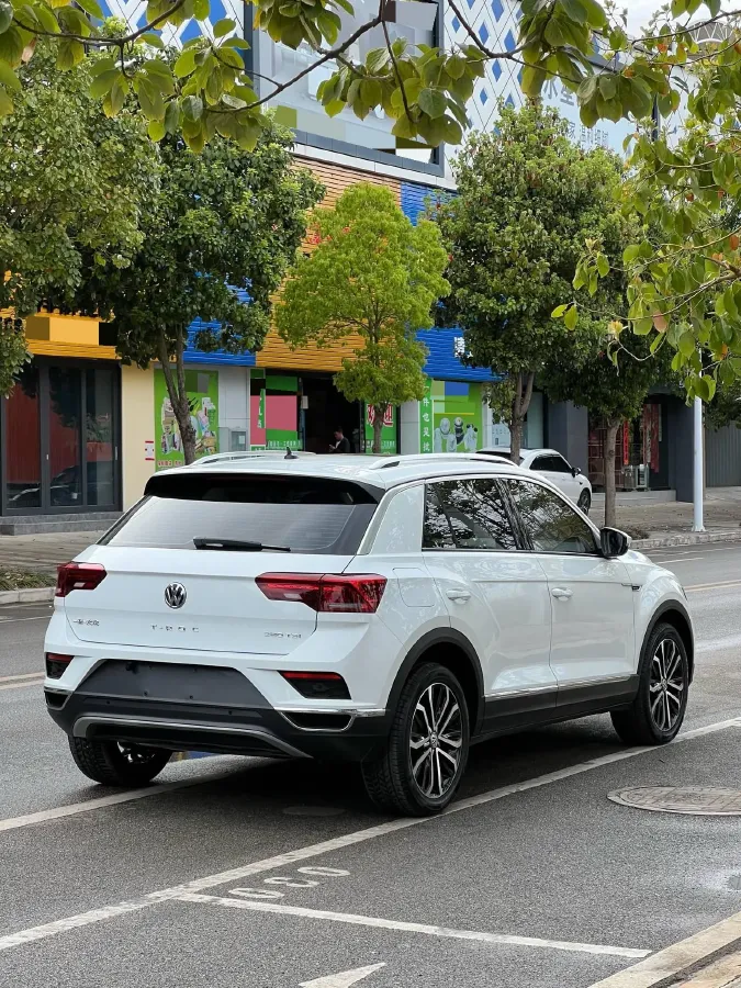 2019 Volkswagen T-Roc 1.4T 150HP L4 7DCT,autocango,china used car exporter,china ev exporter,chinese used car exporter,chinese used ev exporter
