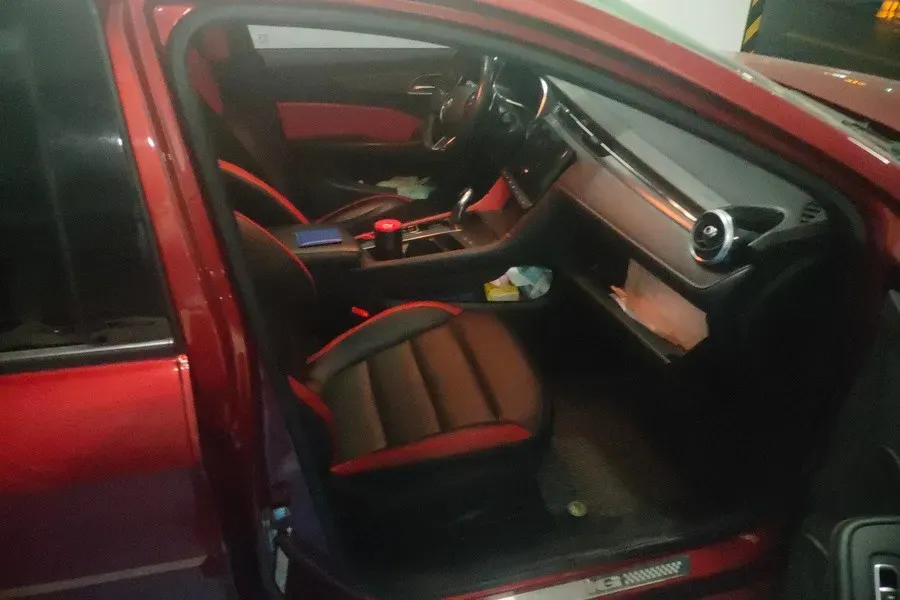 2020 MG MG6 1.5T 181HP L4 7DCT,autocango,china used car exporter,china ev exporter,chinese used car exporter,chinese used ev exporter