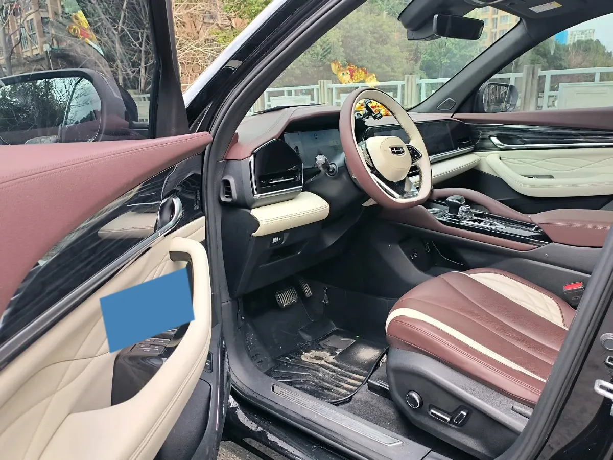 2021 Geely Monjaro 2.0T 218HP L4 7DCT,autocango,china used car exporter,china ev exporter,chinese used car exporter,chinese used ev exporter