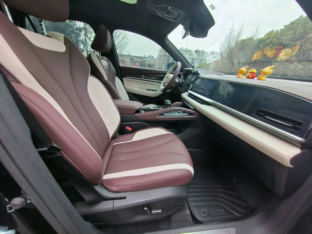 2021 Geely Monjaro 2.0T 218HP L4 7DCT,autocango,china used car exporter,china ev exporter,chinese used car exporter,chinese used ev exporter