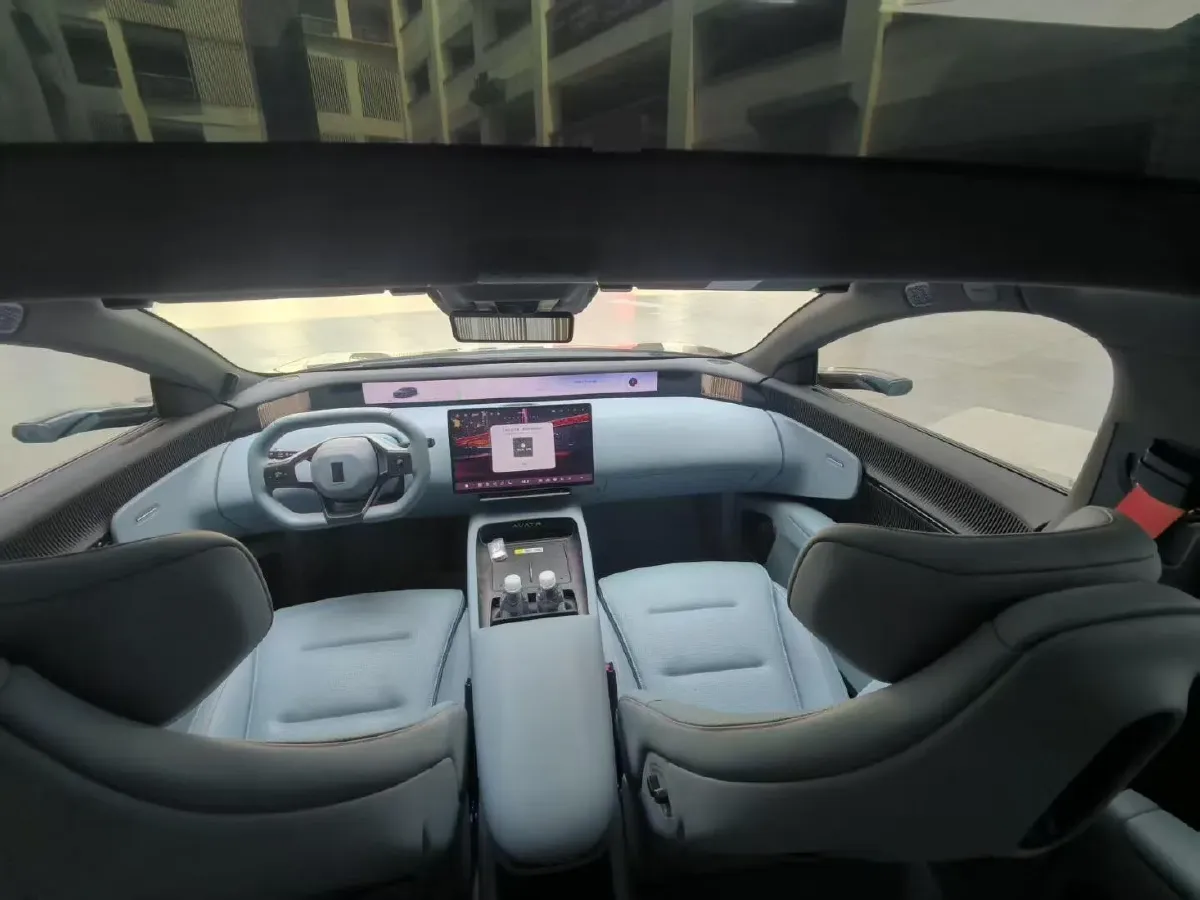 2025 Avatr 12 BEV 94.53KWH,autocango,china used car exporter,china ev exporter,chinese used car exporter,chinese used ev exporter