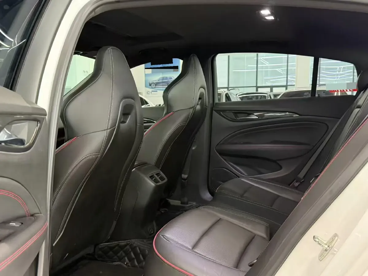 2021 Buick Regal 2.0T 237HP L4 9AT,autocango,china used car exporter,china ev exporter,chinese used car exporter,chinese used ev exporter