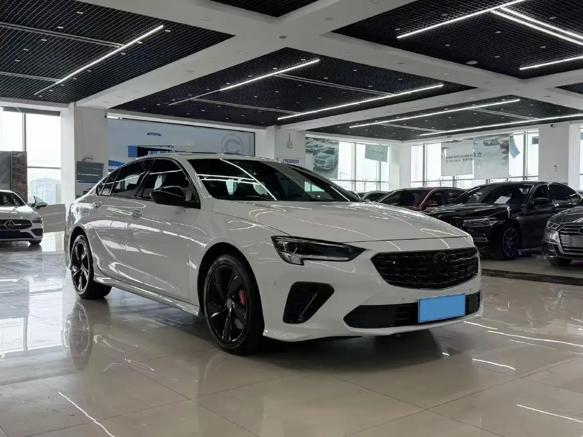 2021 Buick Regal 2.0T 237HP L4 9AT,autocango,china used car exporter,china ev exporter,chinese used car exporter,chinese used ev exporter