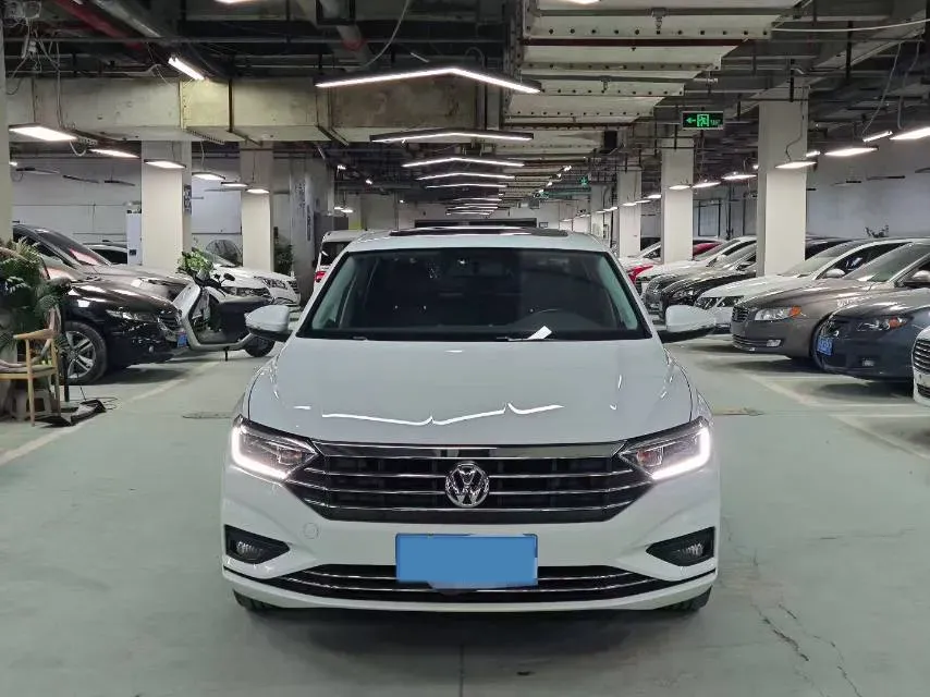 2021 Volkswagen Sagitar 1.4T 150HP L4 7DCT,autocango,china used car exporter,china ev exporter,chinese used car exporter,chinese used ev exporter