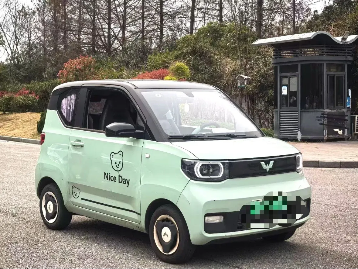 2021 WuLing HongGuang MINI EV BEV 13.8KWH,autocango,china used car exporter,china ev exporter,chinese used car exporter,chinese used ev exporter