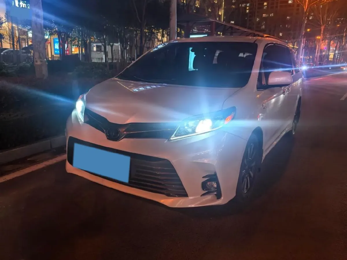 2019 Toyota Avalon 2.0L 178HP L4 CVT,autocango,china used car exporter,china ev exporter,chinese used car exporter,chinese used ev exporter