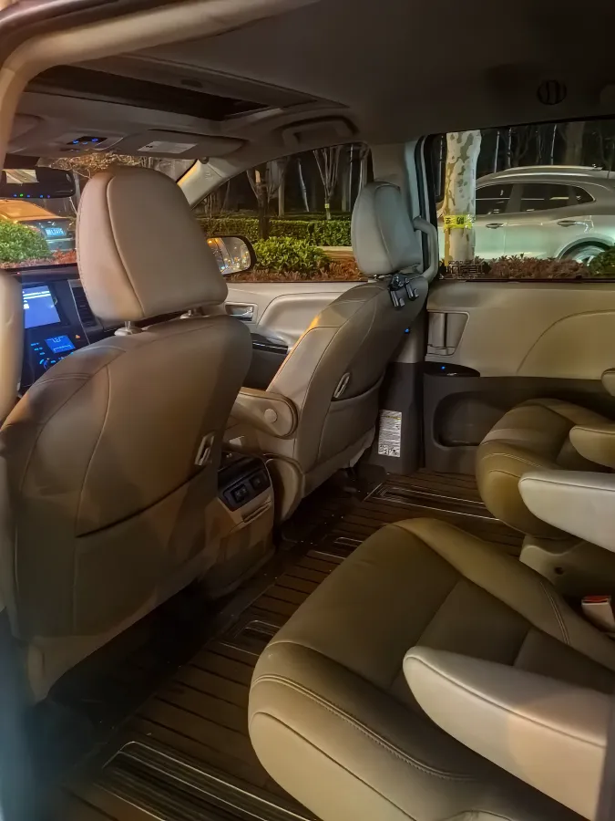 2019 Toyota Avalon 2.0L 178HP L4 CVT,autocango,china used car exporter,china ev exporter,chinese used car exporter,chinese used ev exporter