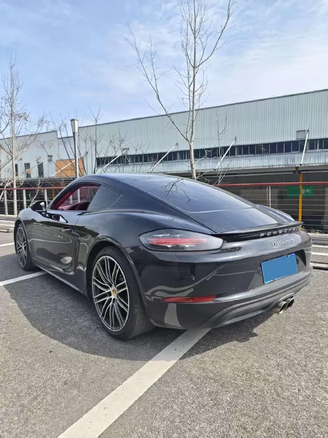 2018 Nissan Patrol 4.0L 279HP V6 7AT,autocango,china used car exporter,china ev exporter,chinese used car exporter,chinese used ev exporter