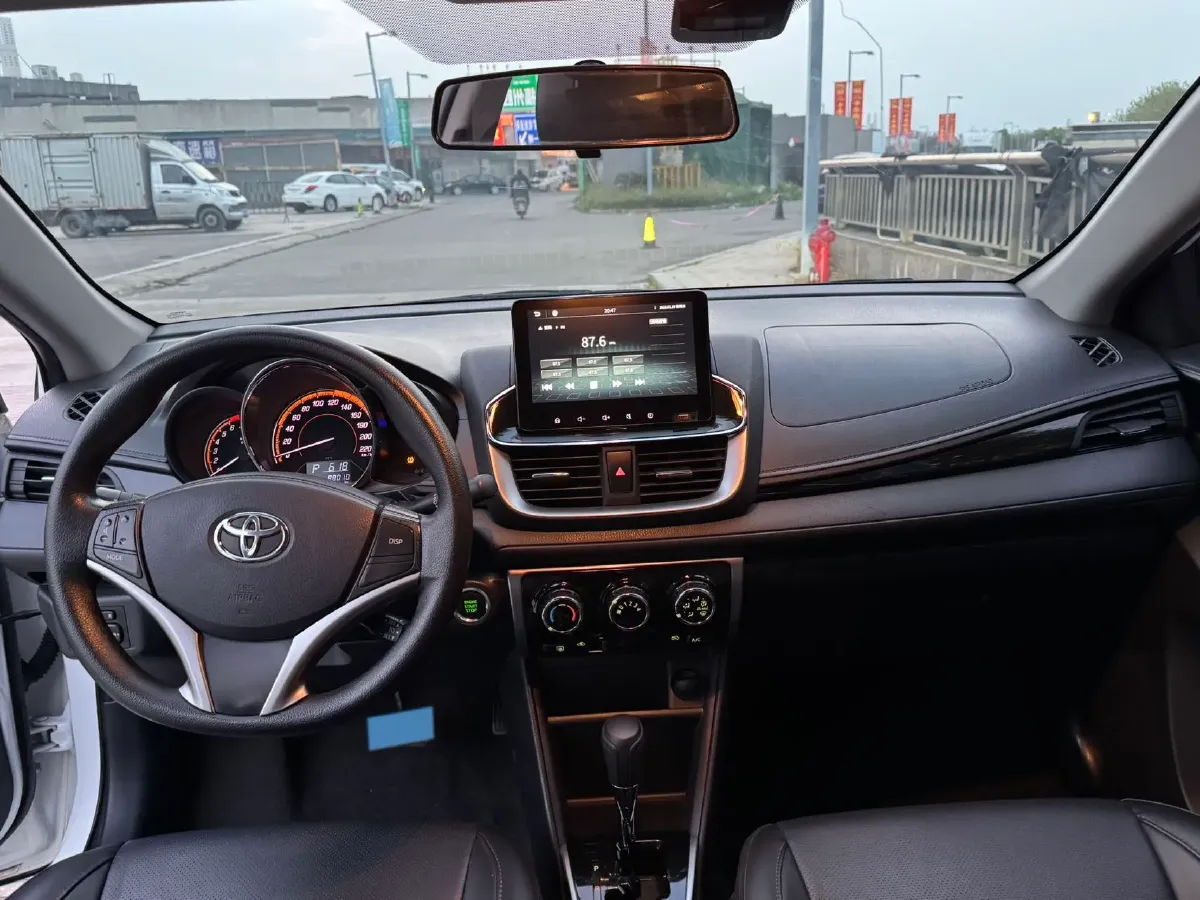 2022 Toyota Yaris L 1.5L 112HP L4 CVT,autocango,china used car exporter,china ev exporter,chinese used car exporter,chinese used ev exporter