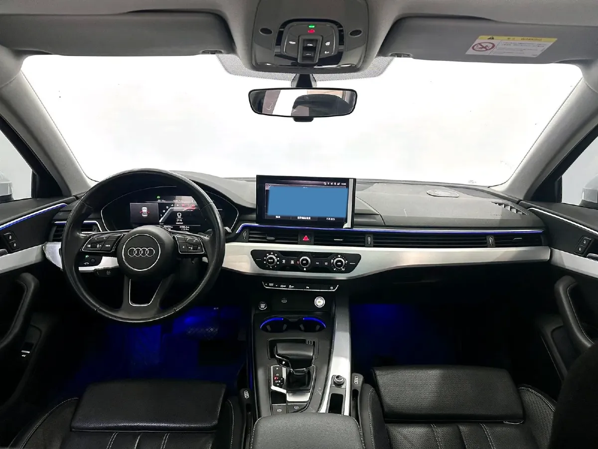 2023 Audi A4L 2.0T 190HP L4 7DCT,autocango,china used car exporter,china ev exporter,chinese used car exporter,chinese used ev exporter