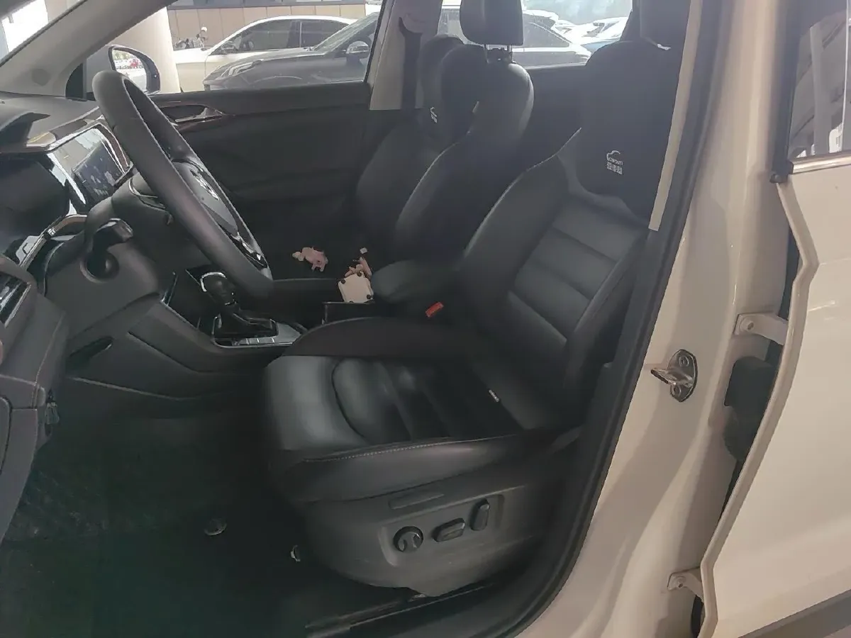 2021 Volkswagen Tharu 1.4T 150HP L4 7DCT,autocango,china used car exporter,china ev exporter,chinese used car exporter,chinese used ev exporter